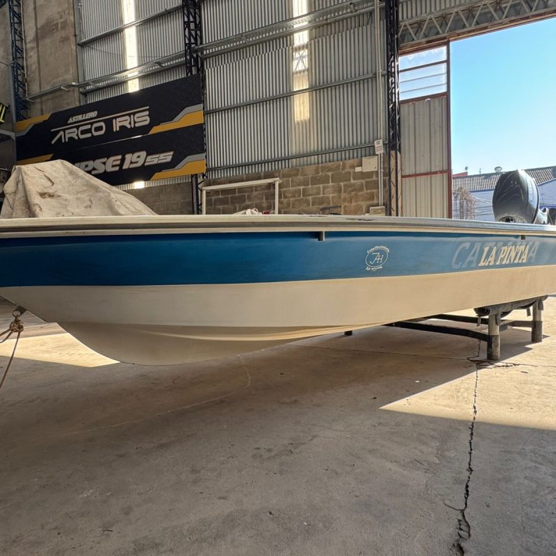 Islero 480 con Yamaha 40 HP. 2T.